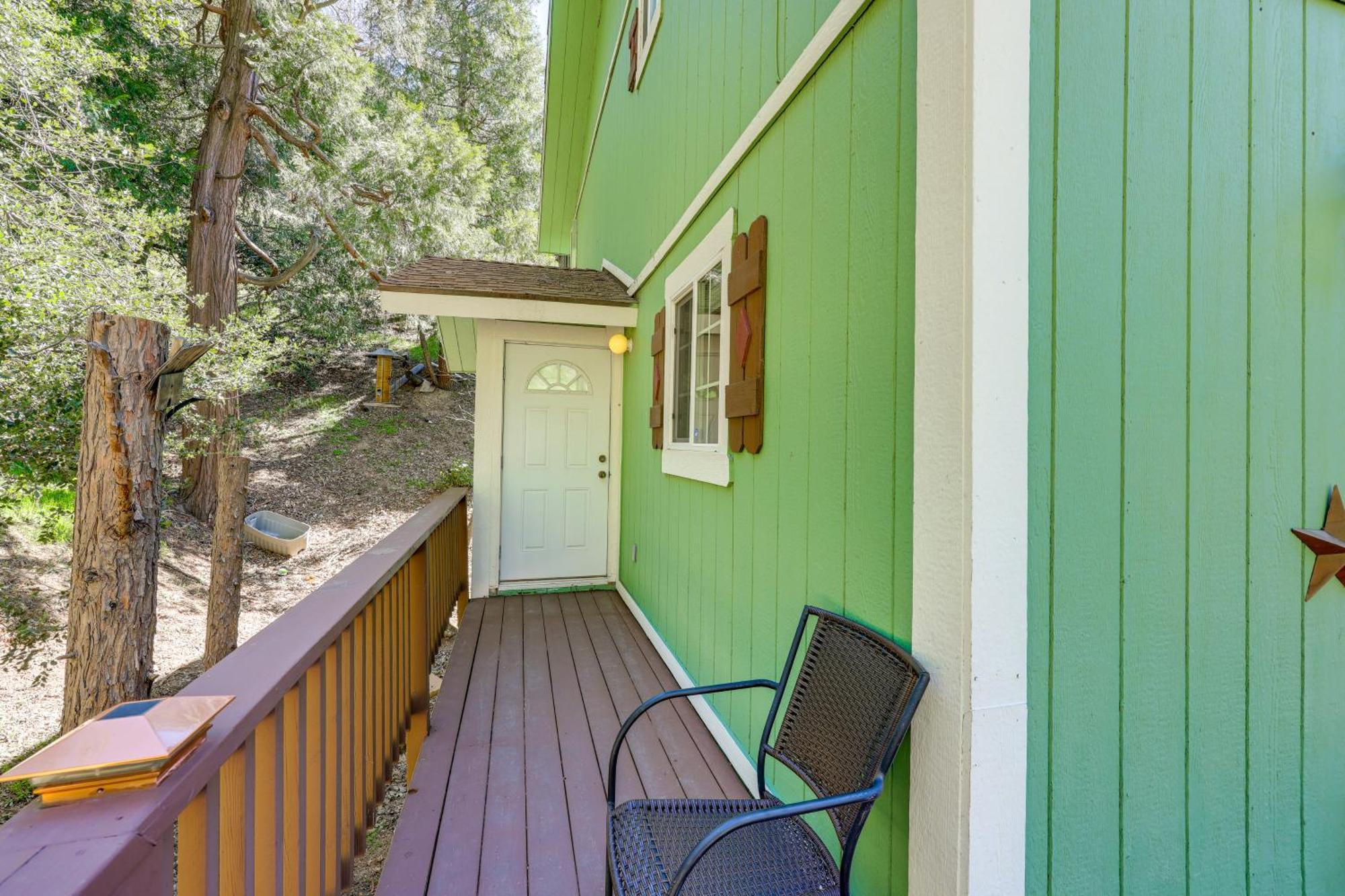 Remodeled Crestline Retreat Walk To Lake Gregory! Kültér fotó